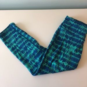 nike cropped athletic leggings